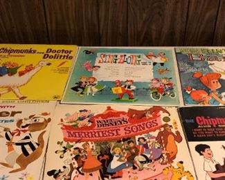 Children's Vinyl Records Featuring Sleeping Beauty, Alvin And The Chipmunks, & Flintstones https://ctbids.com/estate-sale/17888/item/1780739