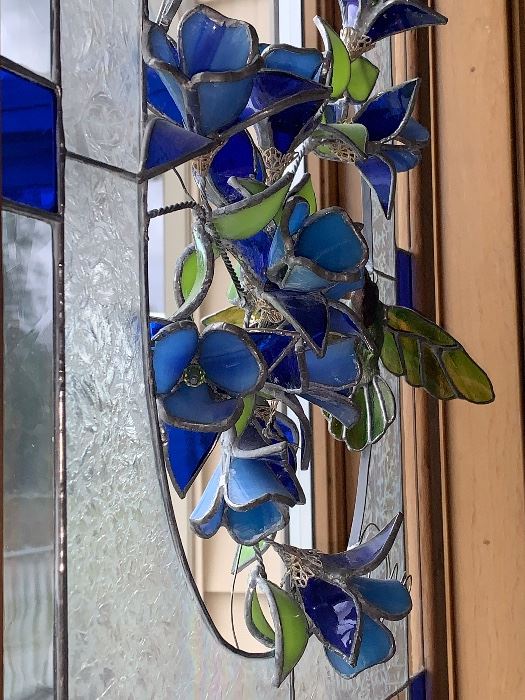 Dimensional custom stained glass art 
