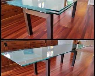 CALIGARIS butterfly leaf Glass on Walnutl Dining Table $895 or bid #13
DELIVERY INCLUDED with FULL PRICE PURCHASE