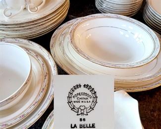 58 pcs Vintage porcelain dinnerware "La Belle" $85 or bid #41