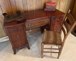 Early Cetury Desk