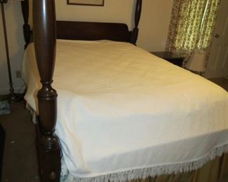 HENKEL HARRIS QUEN BED.  EARLY SALE $600.  919-417-1950.