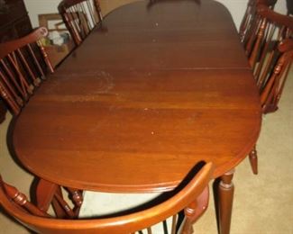 LARGE ETHAN ALLEN DINING ROOM TABLE AND CHAIRS.  EARLY SALE.  $450.  919-417-1950.