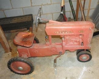 FARMALL TOU TRACTOR.
