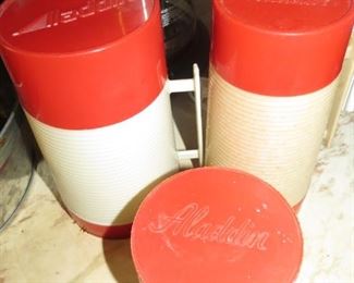 60'S ALADDIN THERMOSES.