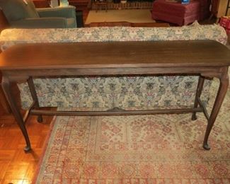 HANDSOME 5 FT. LONG SOFA TABLE.