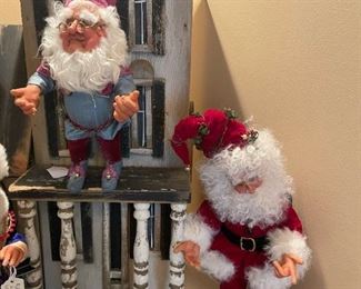 DROLLERIES Santa Figures
