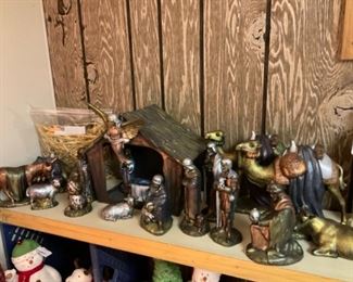 Holland Mold Nativity Set.  Missing Baby Jesus