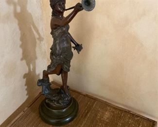 Antique bronze.  Thalia. 