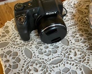 Sony Cyber-shot with extra battery 