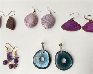 5 Pairs Dangling Earrings: Natural Stone, Painted Copper & More Jewelry
Lot #: 157