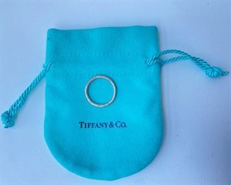 Vintage Tiffany & Co Paloma Picasso Sterling Silver Ring Marked 925 In Dust Bag Jewelry
Lot #: 12