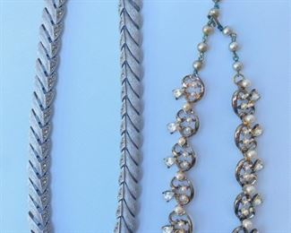 2 Vintage Necklaces, 1 Rhinestone & 1 With Faux Pearls
Lot #: 124
