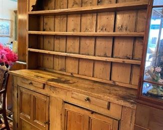 Gorgeous pine cabinet 
