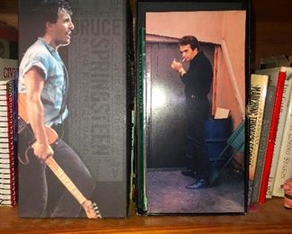 sound of squealing groupies