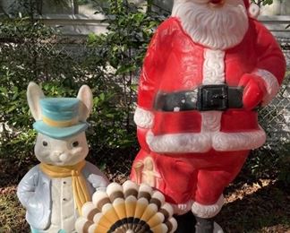 Blow Mold Santa, Easter Bunny, & Turkey https://ctbids.com/estate-sale/18086/item/1806459