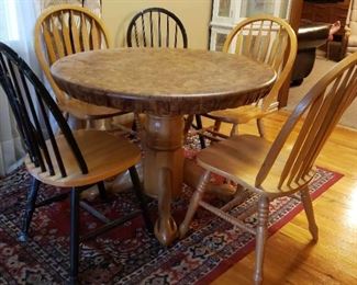 Dinette Table With Five Chairs https://ctbids.com/estate-sale/18086/item/1803823