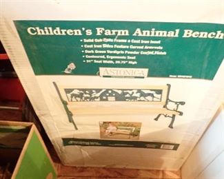 CHILDRENS FARM ANIMAL BENCH 