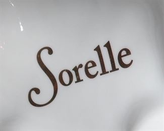 SORELLE WOMAN