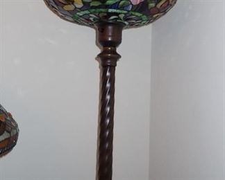 STAINED GLASS FLOOR LAMP