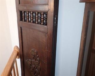 WOOD FOLDING SCREEN CARVED