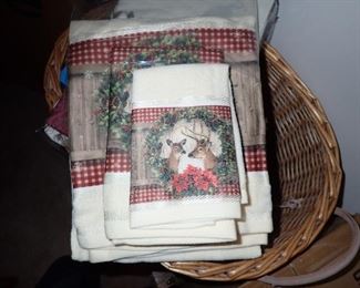 CHRISTMAS TOWELS