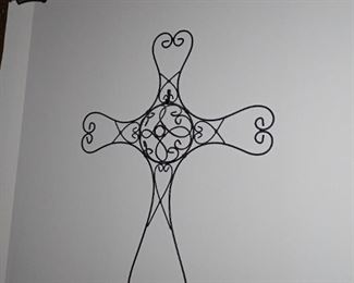 WIRE CROSS