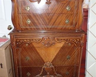 VINTAGE BURLED CHEST