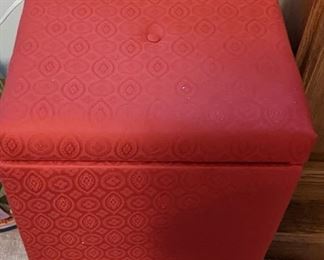 RED CUBE STORAGE OTTOMAN