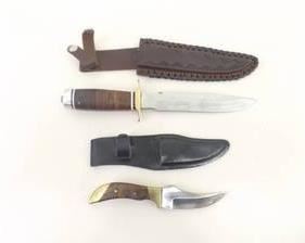 2 Vintage Fixed Blade Hunting Knives in Leather Sheathes