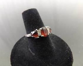 .925 Sterling Silver Diamond Accented Garnet Ring Size 7
