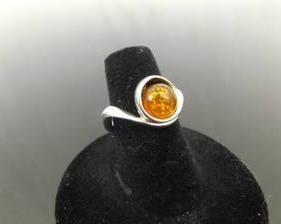 .925 Sterling Silver Amber Cabochon Ring Size 5.75