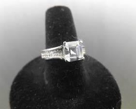 .925 Sterling Silver Square Cut Zirconia Ring Size 8