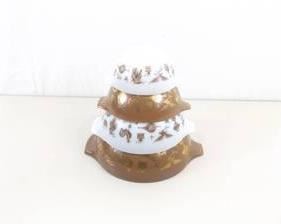 Vintage Pyrex 4 Piece Mixing Bowl Set