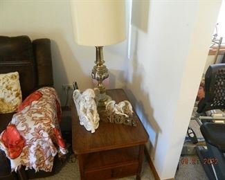 end table/lamp