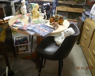 high top table/2 stools