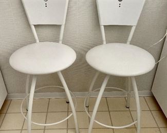 Trica (Canada) MCM bar swivel stools