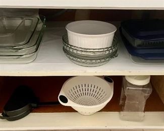 Pyrex glass cookware