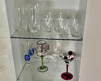 Glassware / stemware