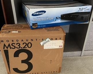 Samsung Blu-ray Disc Player D-P1500  & Mordaunt Speakers MS3.20