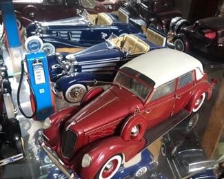 Tons of Die Cast Model cars and boxes for most