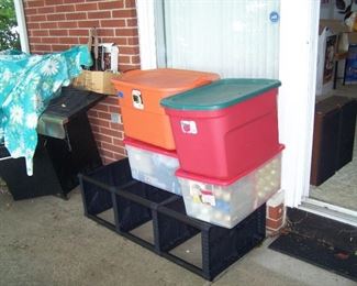 TUBS OF HOLIDAY ITEMS