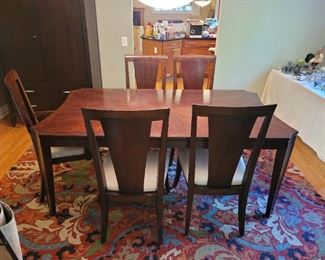 Pottery Barn dining room table with extra leaf and 6 chairs inlay  wood VG condition