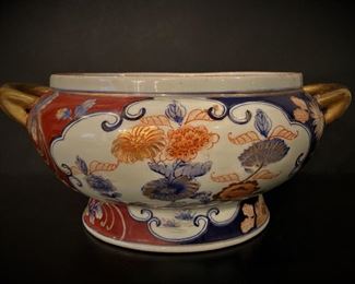 Antique Chinese Export Porcelain  Imari Tureen 