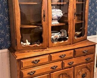 American Colonial Style China Cabinet 