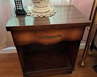 Other matching nightstand 