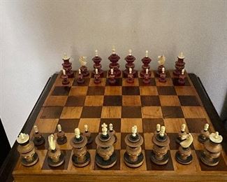 Vintage large Bone and Wooden set, with box and board with 4.25" King.