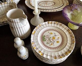 Spode Buttercup full service
