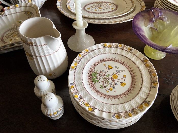 Great Fall Foliage Estate Sale in Bennington, VT starts on 10/8/2022