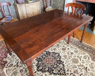 great dining table opens to 100" x 44"